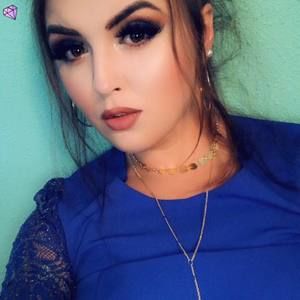 Meet your Posher, Jade